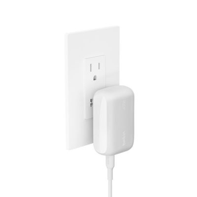 Belkin - wall charger - Lithium - Para iPhone 13